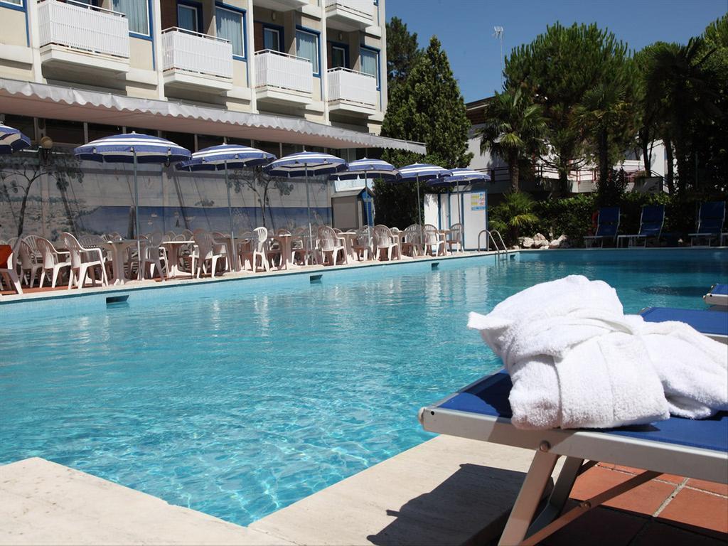 ליגננו סביאדורו Hotel Medusa Splendid מראה חיצוני תמונה